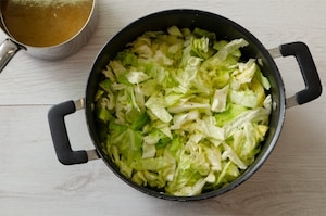 Preparazione Zuppa di cavolo verza - Fase 1