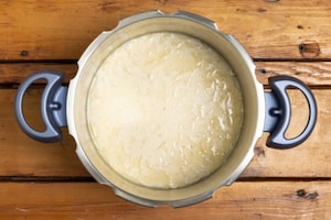 Preparazione Zuppa di cipolle al latte - Fase 4