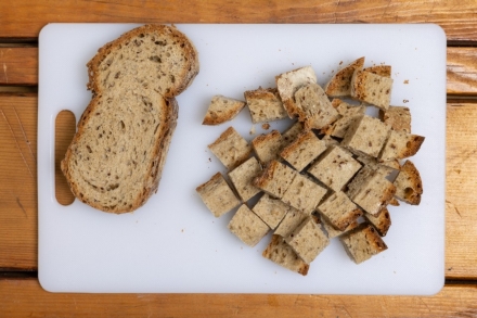 Preparazione Zuppa di cipolle al latte - Fase 3 Preparazione Zuppa di cipolle al latte - Fase 3