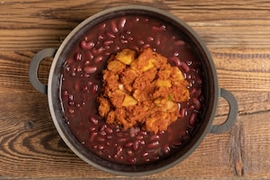 Preparazione Zuppa di fagioli e patate profumata al rosmarino - Fase 3