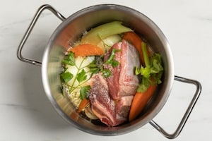 Preparazione Zuppa alla pavese - Fase 1