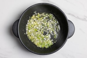 Preparazione Risotto al nero di seppia - Fase 1