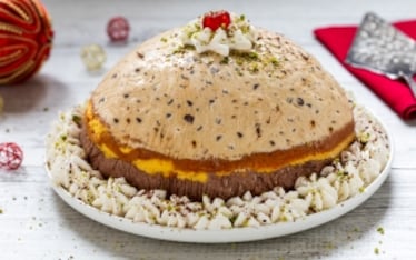 Zuccotto con torrone e panna montata