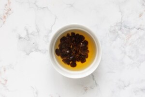 Preparazione Zuccotto con torrone e panna montata - Fase 1