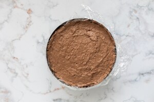 Preparazione Zuccotto con torrone e panna montata - Fase 5