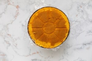 Preparazione Zuccotto con torrone e panna montata - Fase 5