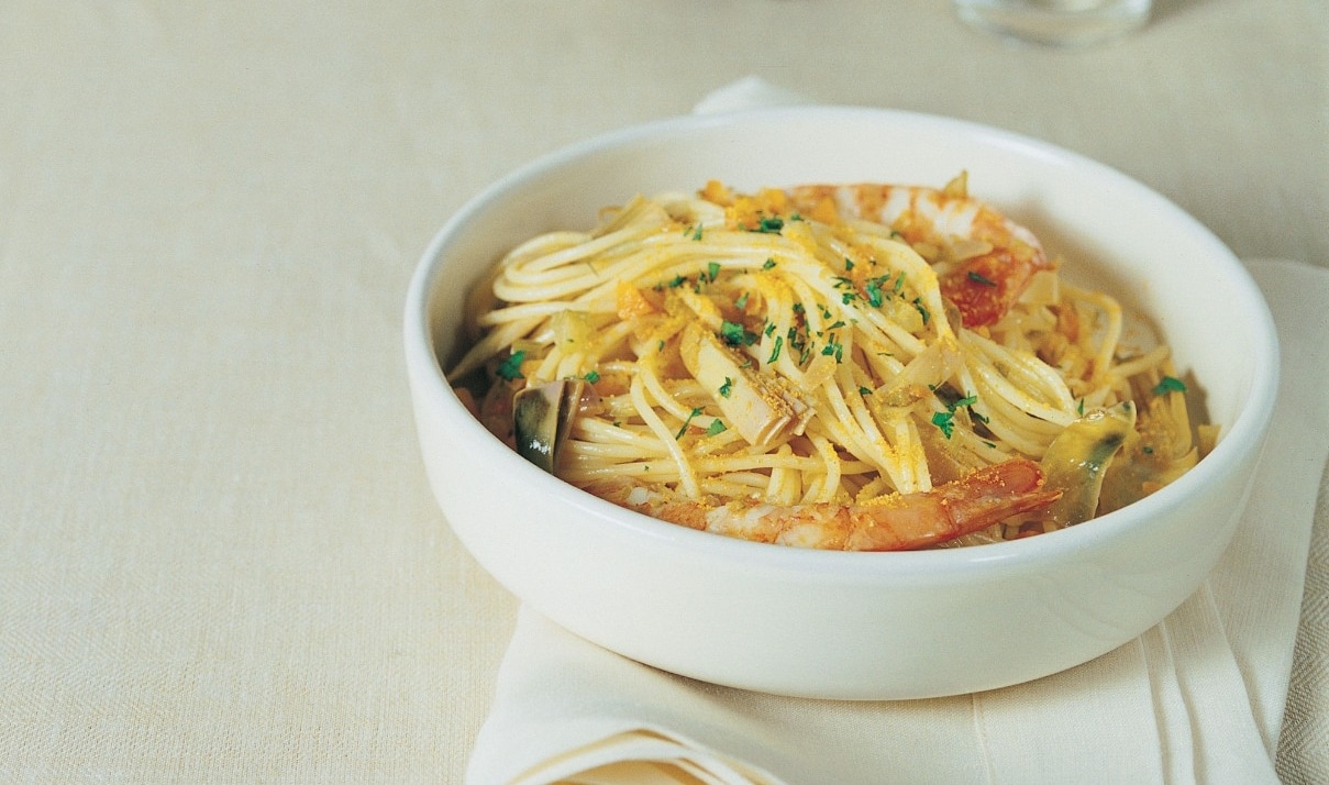 Spaghetti con gamberi e carciofi ricetta