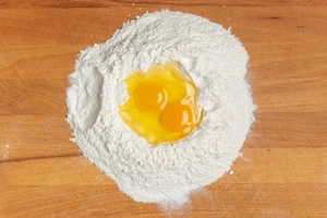 Preparazione Torta viennese alle mele - Fase 1