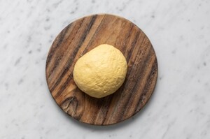 Preparazione Tortelli fritti alla crema - Fase 3