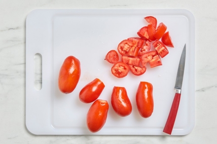 Preparazione Ziti con tonno e acciughe - Fase 1 Preparazione Ziti con tonno e acciughe - Fase 1
