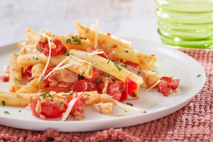 Preparazione Ziti con tonno e acciughe - Fase 4 Preparazione Ziti con tonno e acciughe - Fase 4