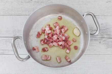 Preparazione Zuppa di fave secche - Fase 1 Preparazione Zuppa di fave secche - Fase 1