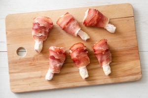 Preparazione Cosce di pollo allo speck - Fase 1