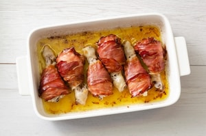 Preparazione Cosce di pollo allo speck - Fase 3