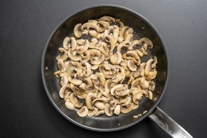 Preparazione Pollo alla Marengo - Fase 3