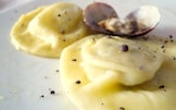 Ravioli di rombo con vongole veraci