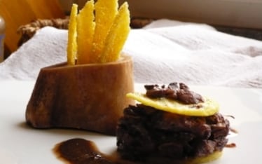 Stracotto di gamba di manzo e polenta croccante