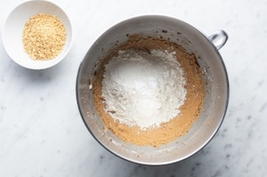 Preparazione Biscotti alle nocciole - Fase 3