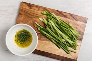 Preparazione Involtini di salmone, zucchine e zenzero - Fase 2