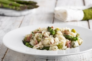 Preparazione Risotto con asparagi e pancetta - Fase 4