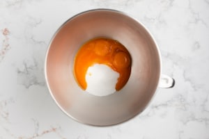 Preparazione Rotolo alla confettura di albicocche - Fase 1