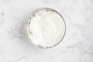 Preparazione Rotolo alla confettura di albicocche - Fase 2