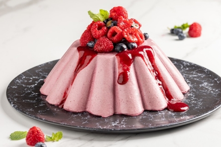 Preparazione Bavarese ai frutti di bosco - Fase 6 Preparazione Bavarese ai frutti di bosco - Fase 6