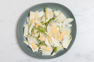 Preparazione Insalata di finocchi con maionese piccante - Fase 3