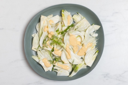 Preparazione Insalata di finocchi con maionese piccante - Fase 3 Preparazione Insalata di finocchi con maionese piccante - Fase 3