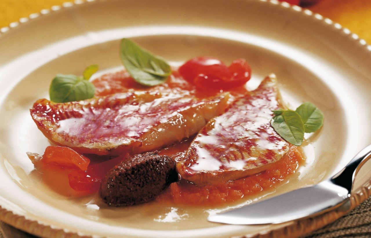 Filetto di triglia e pomodorini ricetta