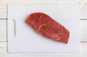 Preparazione Tartare di manzo con l'uovo - Fase 1