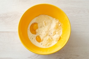 Preparazione Torta con porri e brie - Fase 2