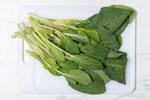 Preparazione Torta salata di borragine - Fase 1