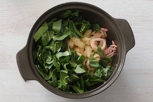 Preparazione Calamari con patate e bietole - Fase 3