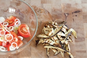 Preparazione Insalata di melanzane alla menta - Fase 2