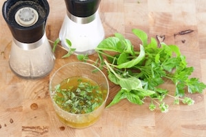 Preparazione Insalata di melanzane alla menta - Fase 3