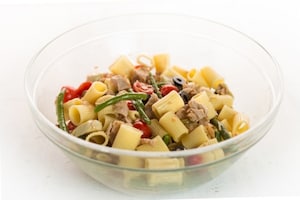 Preparazione Insalata di mezzi rigatoni al tonno e fagiolini - Fase 2