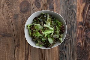 Preparazione Insalata di pesche - Fase 1