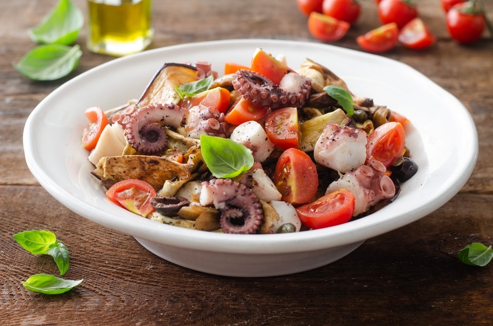 Insalata di polpo freddo e melanzane ricetta