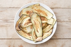 Preparazione Insalata di polpo freddo e melanzane - Fase 1