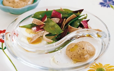 Insalata di radicchio, tacchino e taccole