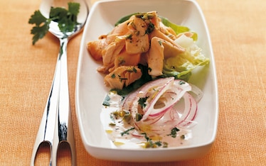 Insalata di salmone e cipolla