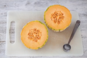 Preparazione Melone con crema fredda al cocco - Fase 3