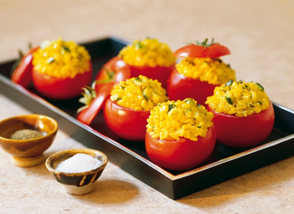 Ricetta Pomodorini ripieni di riso pilaf allo zafferano Cucchiaio d