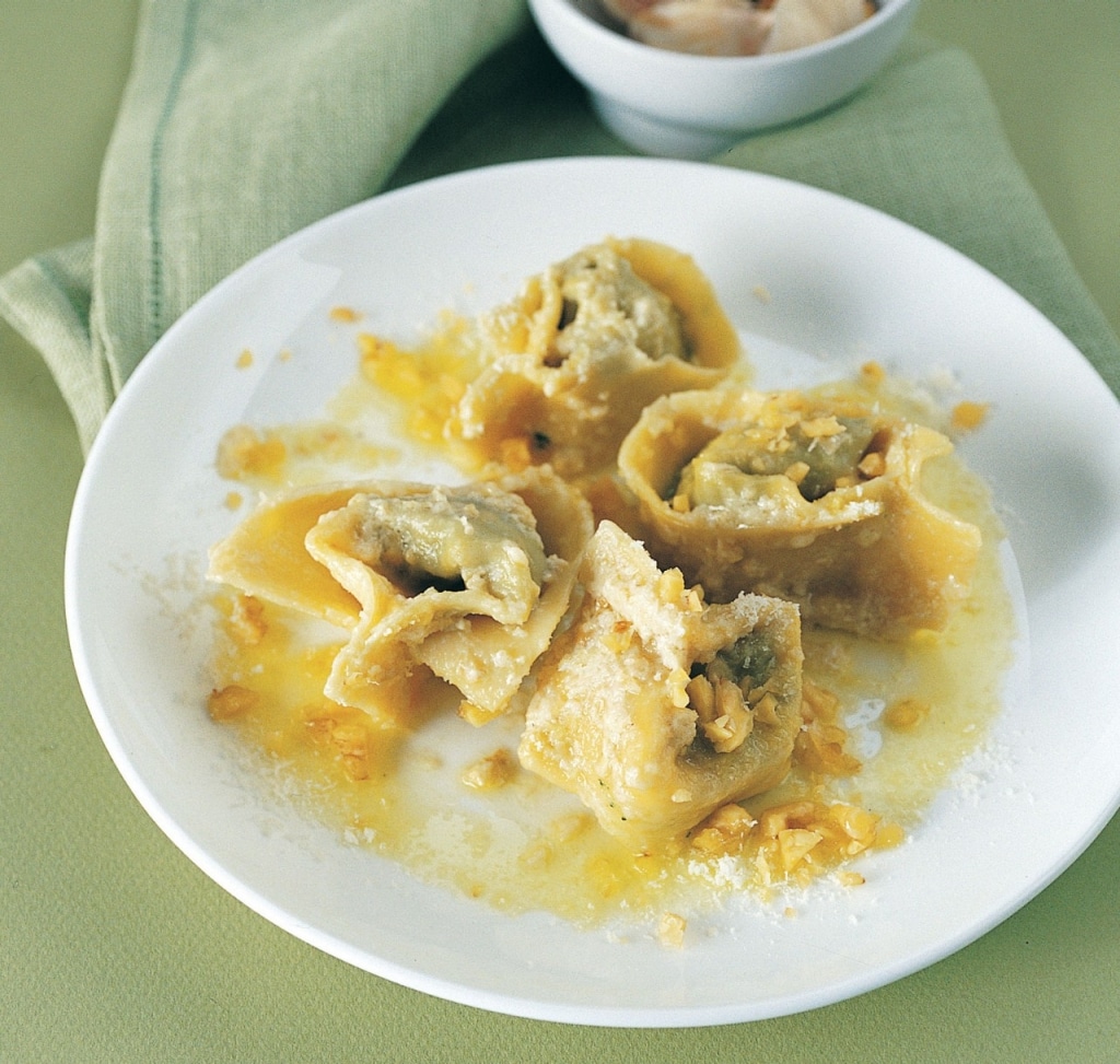 Ricetta Pansotti alla genovese Cucchiaio d'Argento Ricetta Pansotti alla genovese Cucchiaio d'Argento