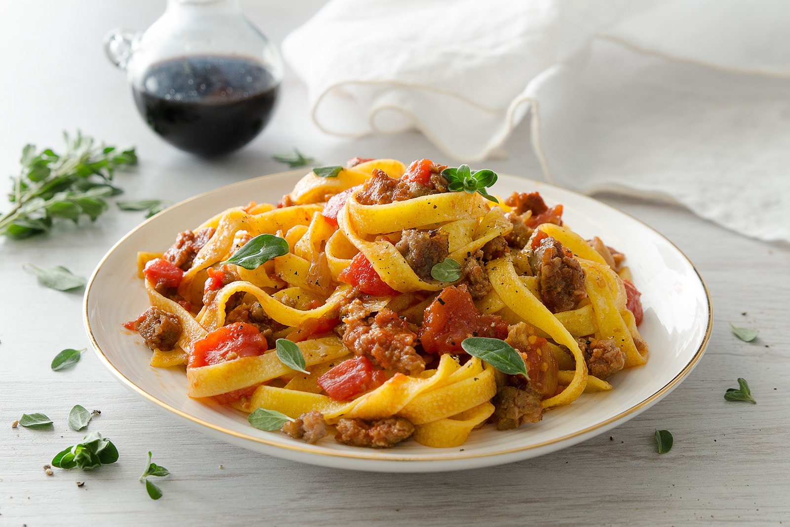 Fettuccine con salsiccia all'aceto balsamico ricetta