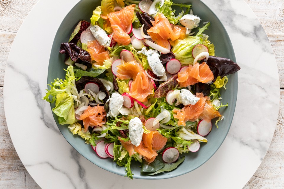 Insalata con salmone e ricotta Insalata con salmone e ricotta