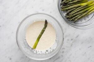 Preparazione Asparagi in camicia - Fase 3