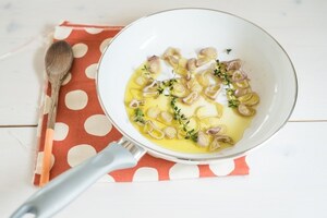Preparazione Cartoccio di tagliolini alla pescatrice e verdure - Fase 1