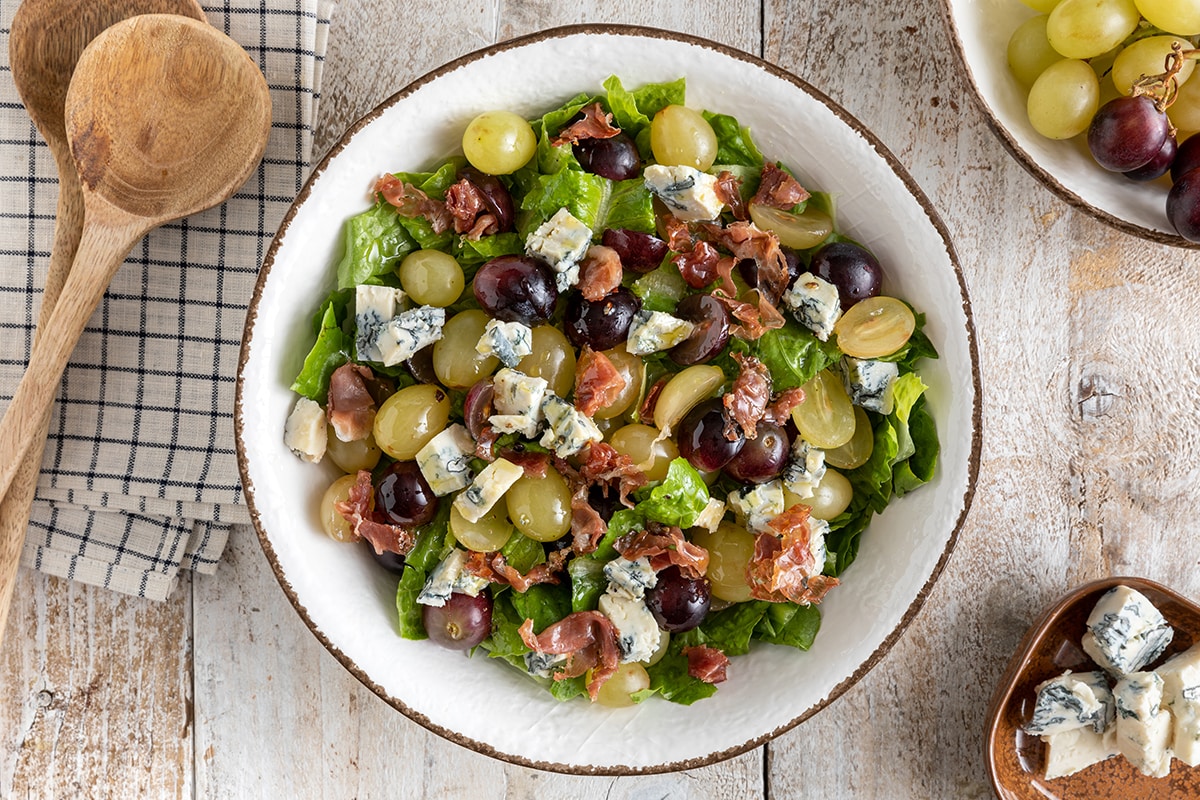 Insalata di uva e gorgonzola ricetta